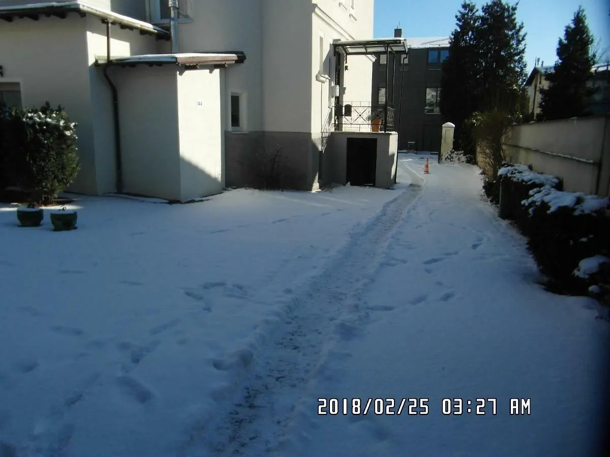 Iwona Hostel - Budget Rooms With Private Bathrooms Sopot
